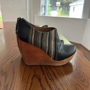 FIEL Wedge booties